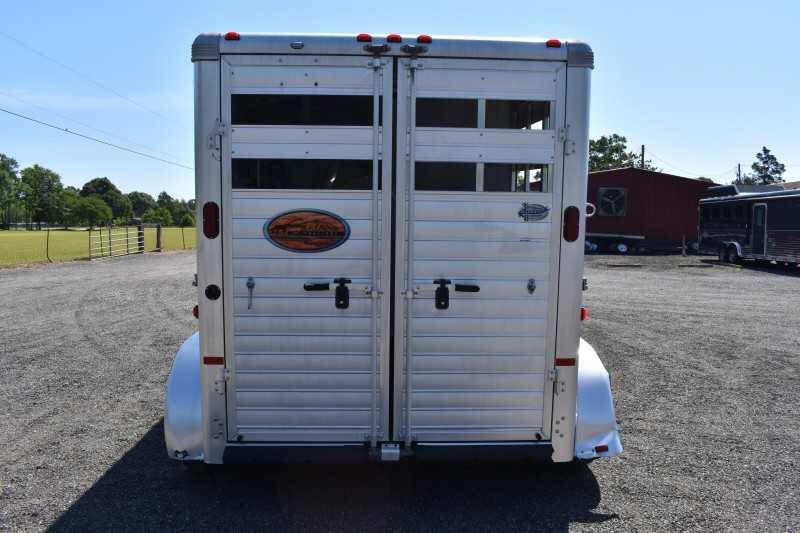 2014 Sundowner 2 Horse Gooseneck Trailer for Sale - Image 12