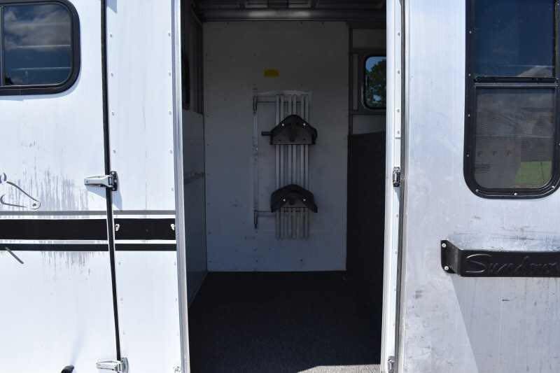 2000 Sundowner 7204GNST 2 Horse Trailer - Image 6