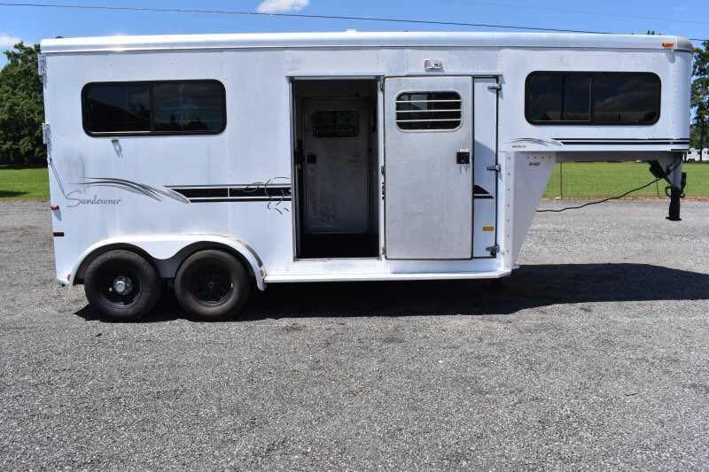 2000 Sundowner 7204GNST 2 Horse Trailer - Image 3