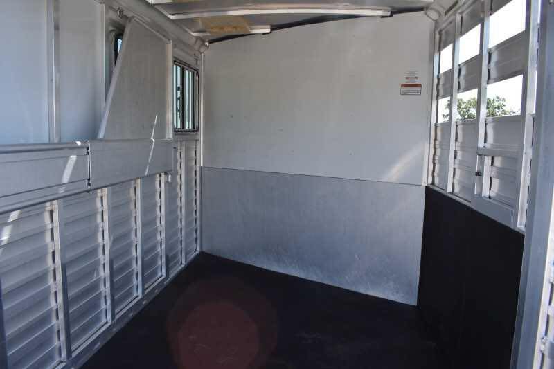 2014 Sundowner 2 Horse Gooseneck Trailer for Sale - Image 6