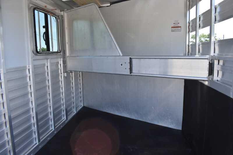 2014 Sundowner 2 Horse Gooseneck Trailer for Sale - Image 5