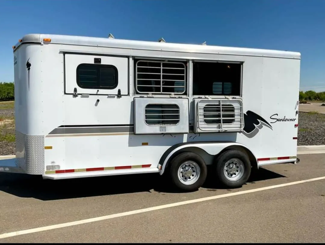 1999 Sundowner 3 Horse Trailer for sale