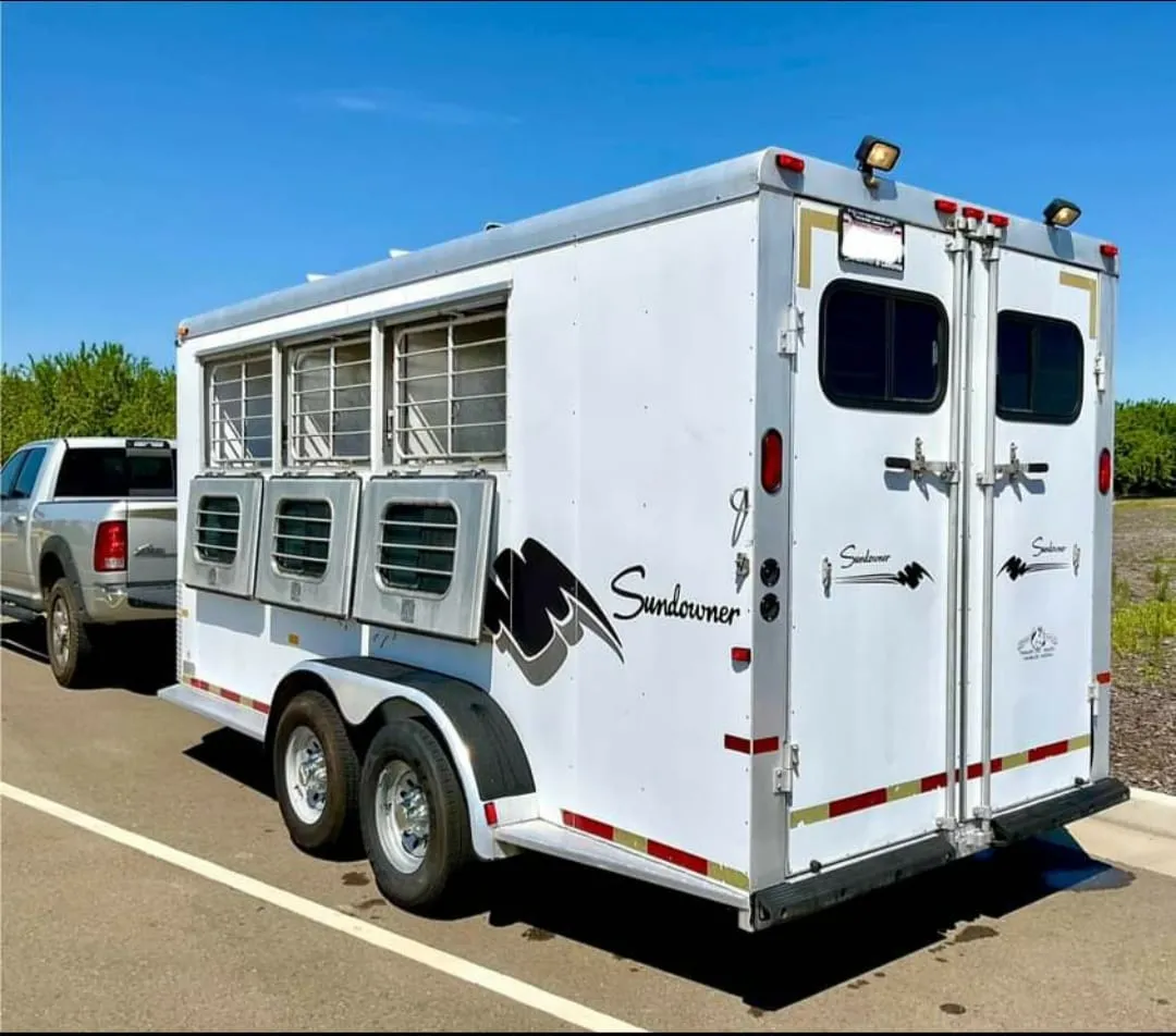 1999 Sundowner 3 Horse Trailer for sale