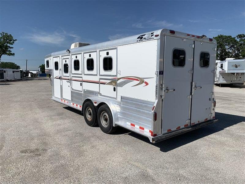 2007 4 Star 4 Horse Slant Gooseneck for Sale - Image 13