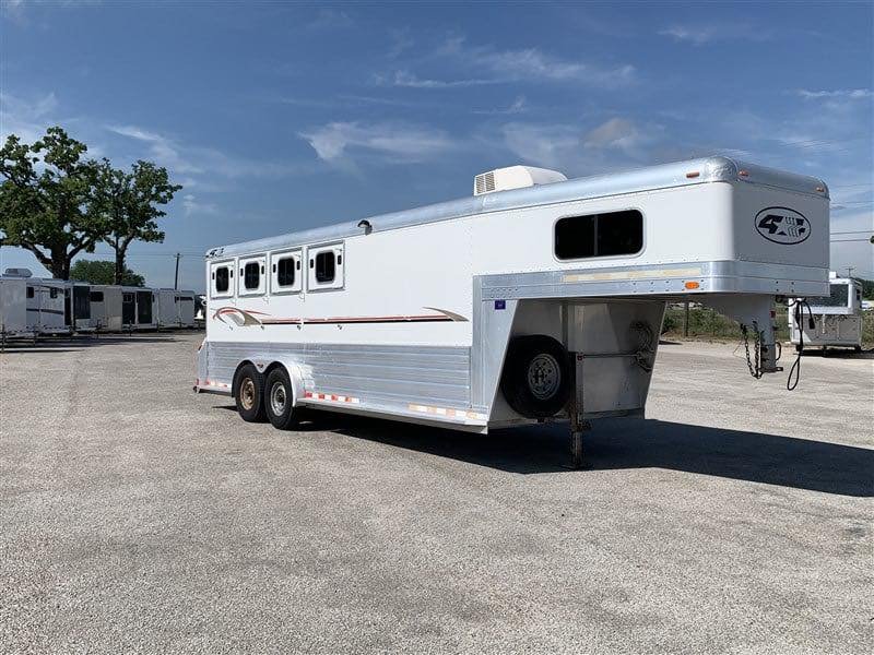 2007 4 Star 4 Horse Slant Gooseneck for Sale - Image 17