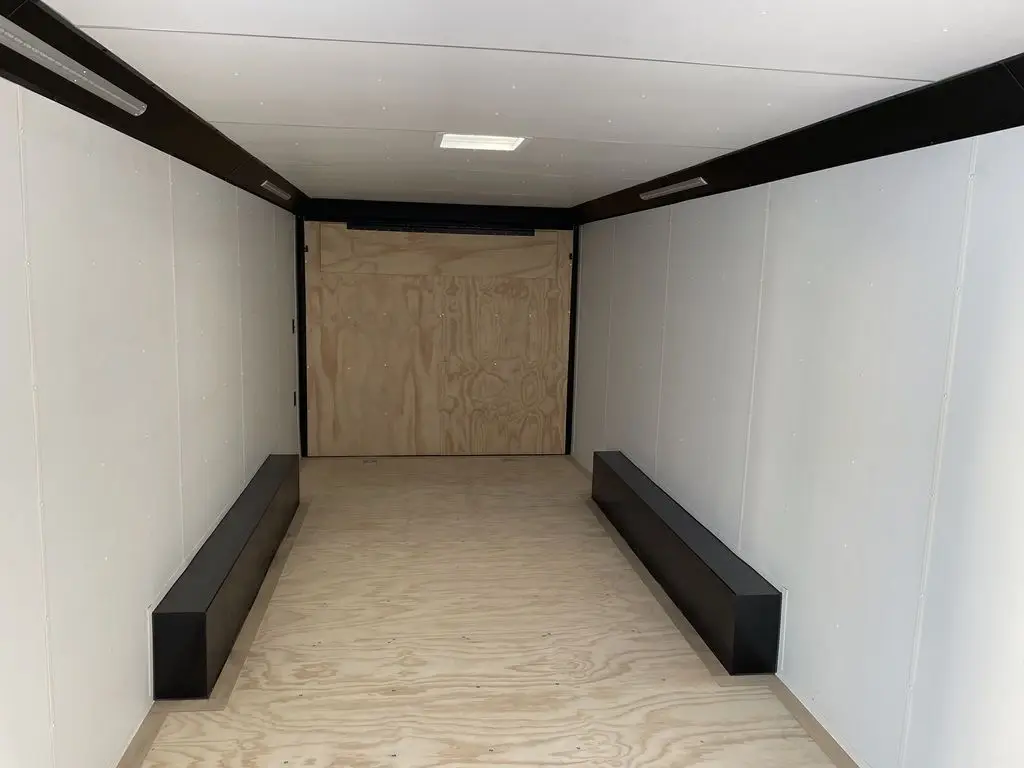 2025 United LIM-8.524TA52 8.5X24 Tandem Axle trailer for sale