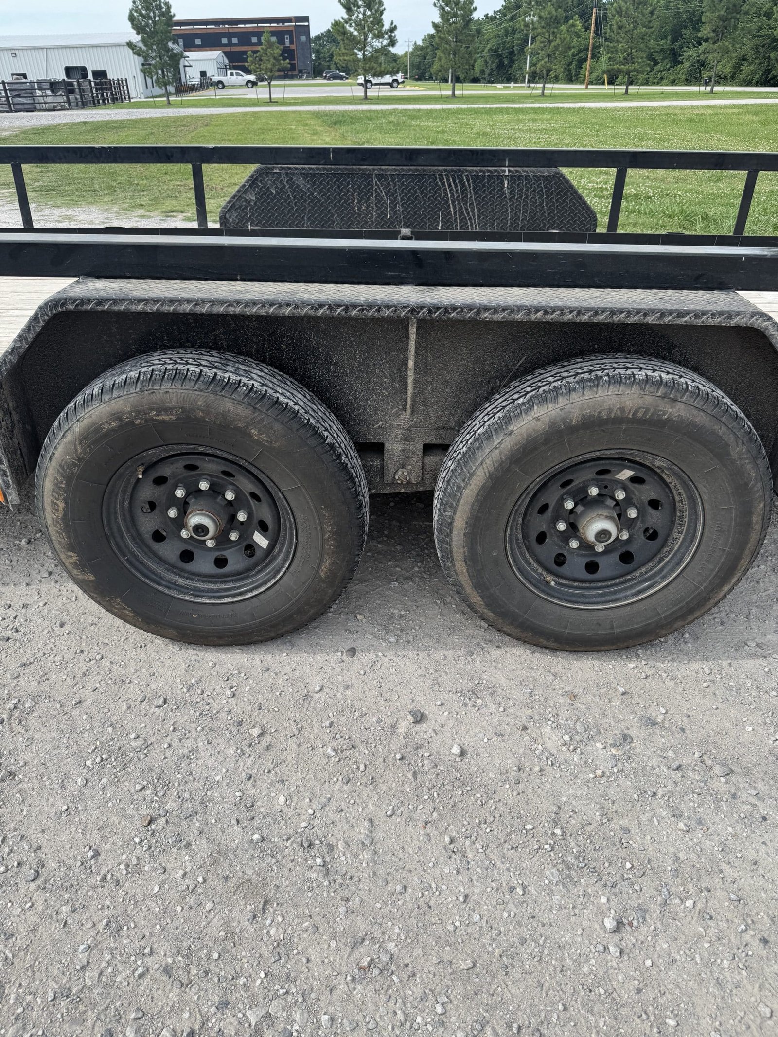 2022 PJ 7×32 Gooseneck Pipe Top Trailer - Image 5